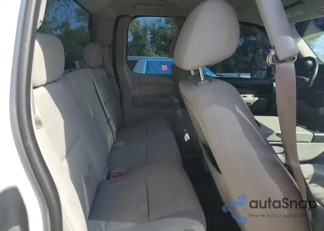 2011 Chevrolet Silverado C1500 Lt z USA, uszkodzony, nr VIN 1GCRCSE05BZ416465